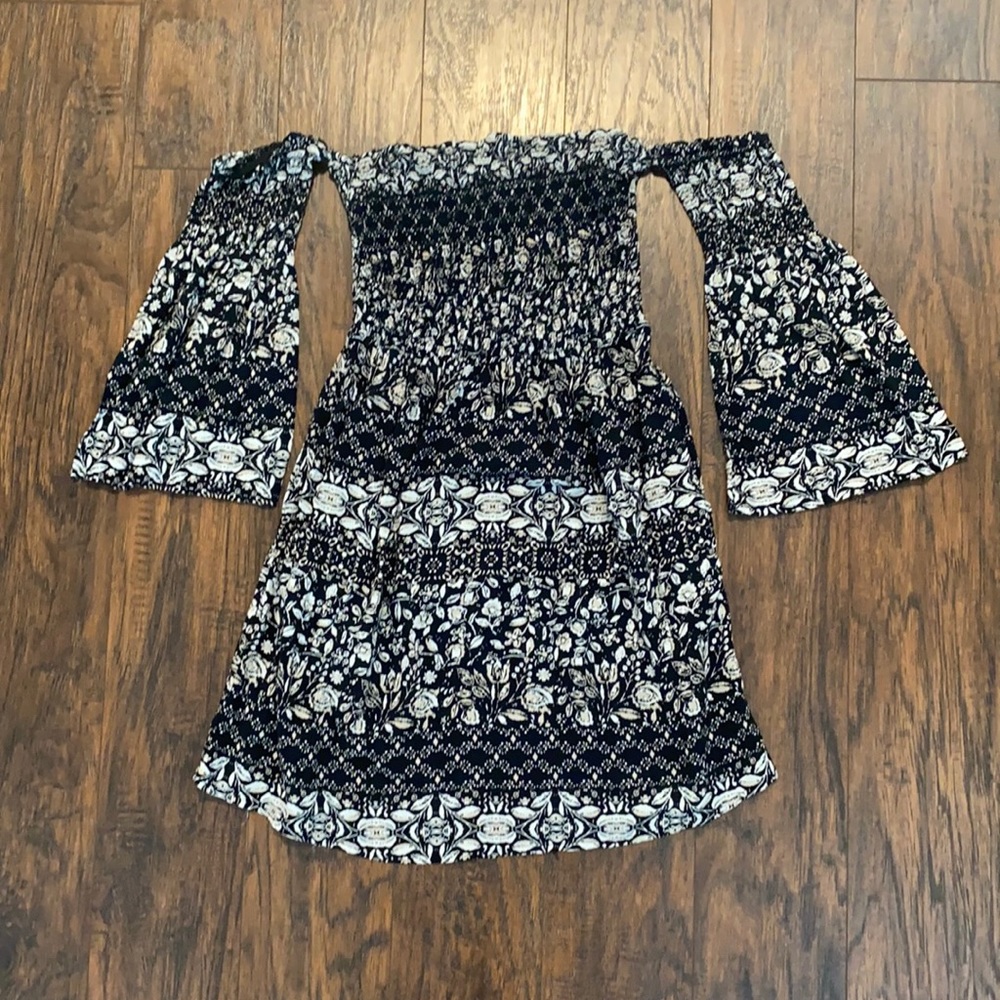Over the shoulder dress